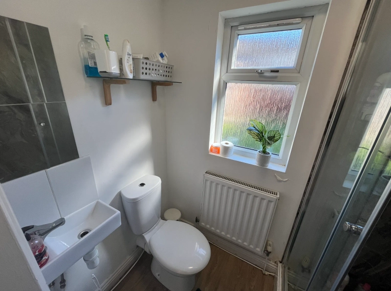4 Bedroom, 16 Baggholme Road, Lincoln - Bills Inclusive - Thumbnail 5